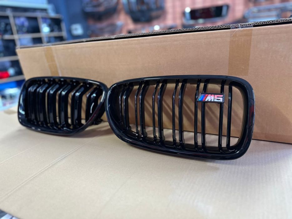 Решетка радиатор BMW G30 M5