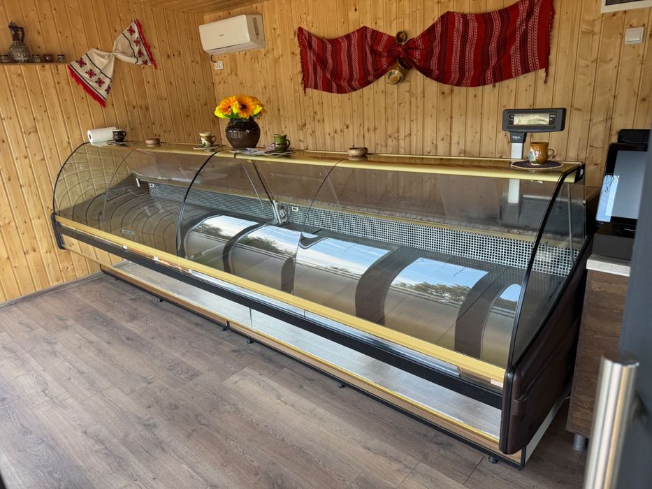 Vitrină frigorifica