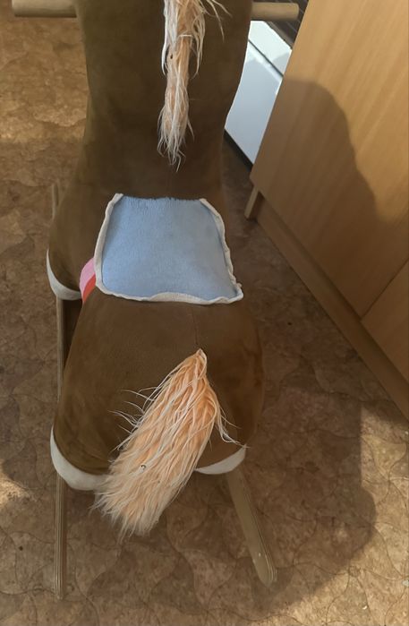 Лошадка-качалка детская