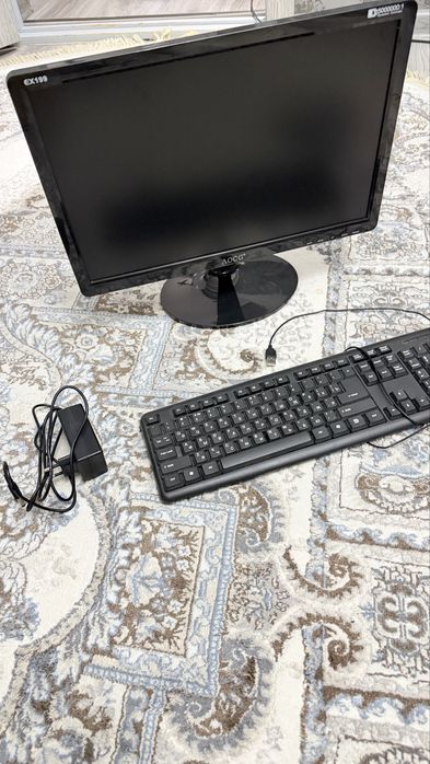 Продаю монитор компьтера