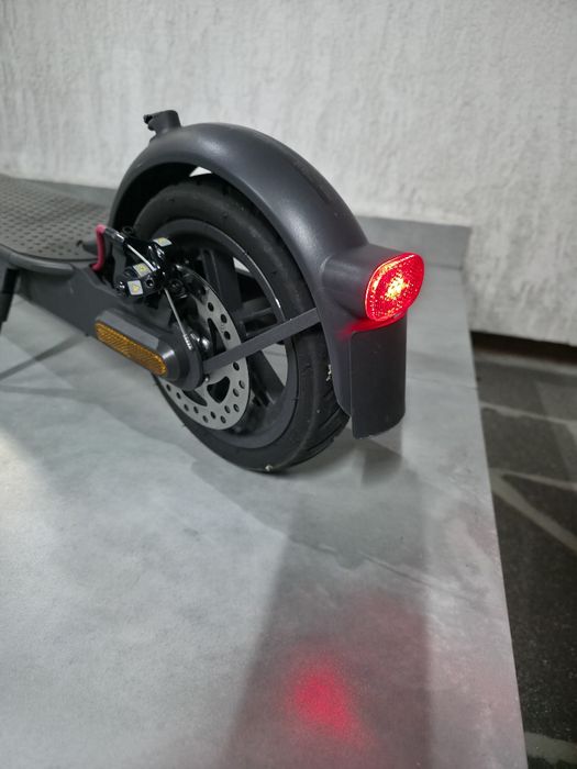 Trotineta electrica Xiaomi Mi Electric Scooter Pro 2