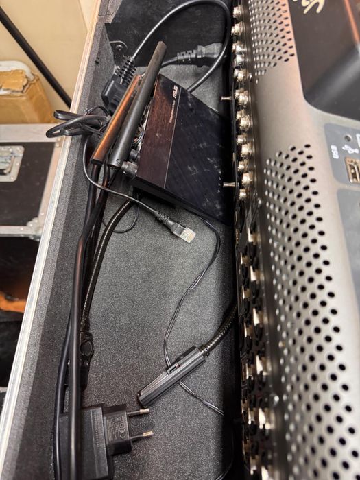 Behringer X32 Compact+case impecabil