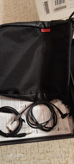 Sony MDR-1A over ear cu fir