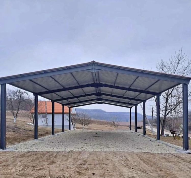 Vand hala metalica la comanda