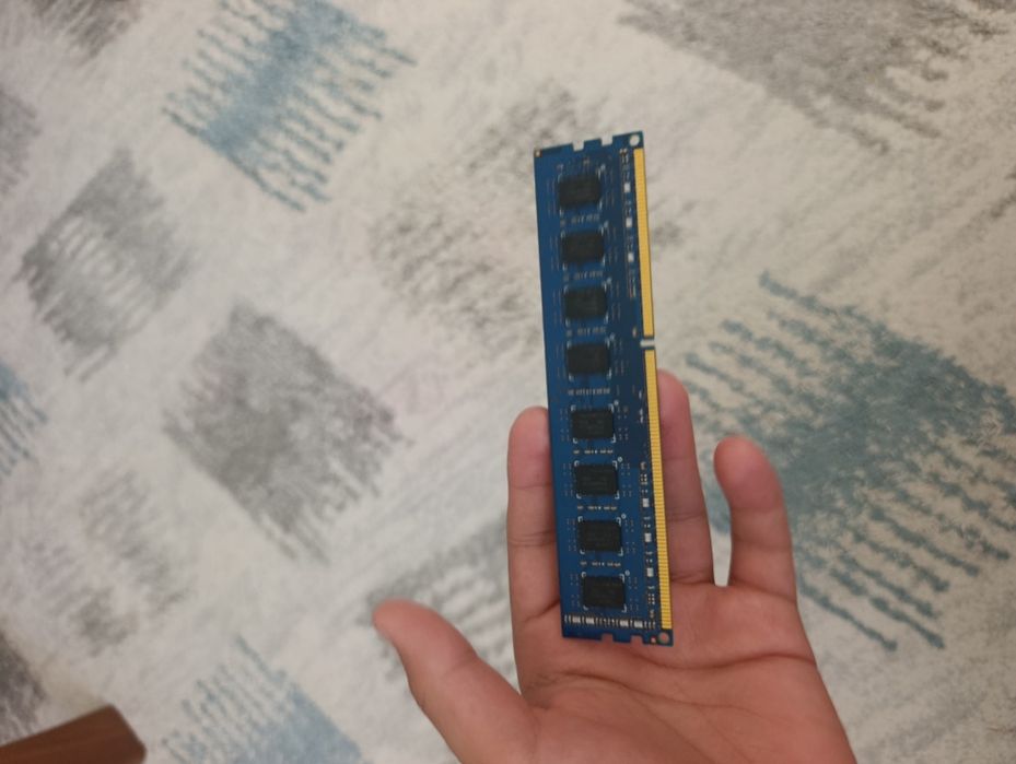 Оперативная память 4gb только наличкой
