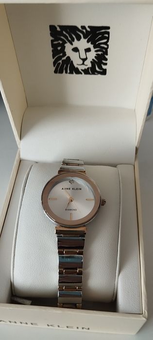 Ceas dama cu diamant