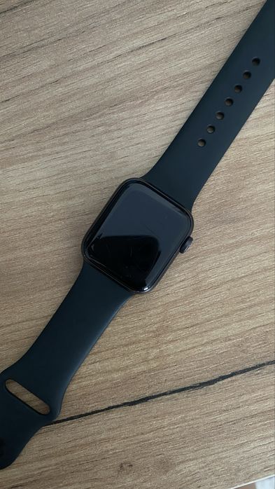 apple watch SE 40mm ORIGINAL