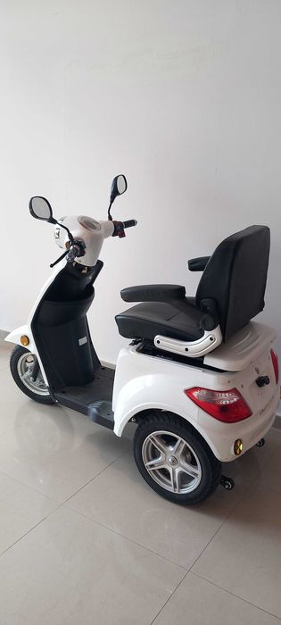 Тротинетка Veleco ZT15