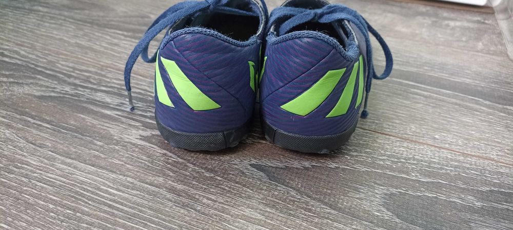 Спортни обувки/стоножки