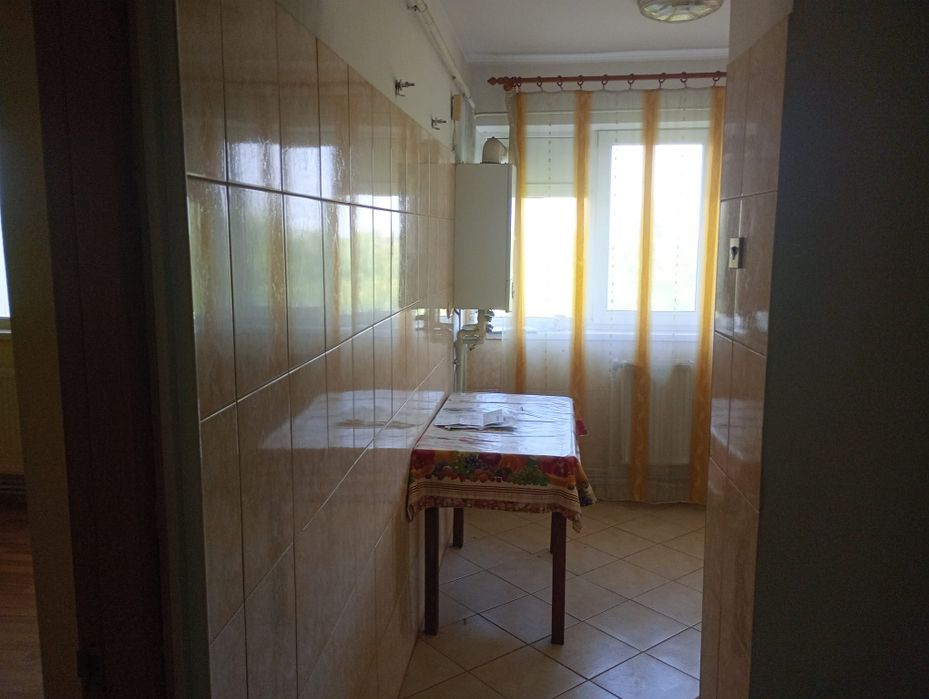 Apartament 2 camere semidecomandat Garii