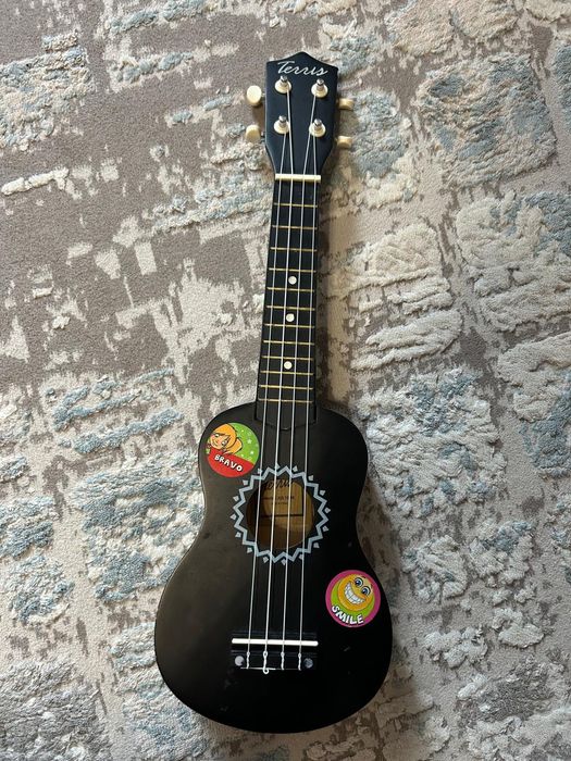 Продам укулеле в хорошем состоянии