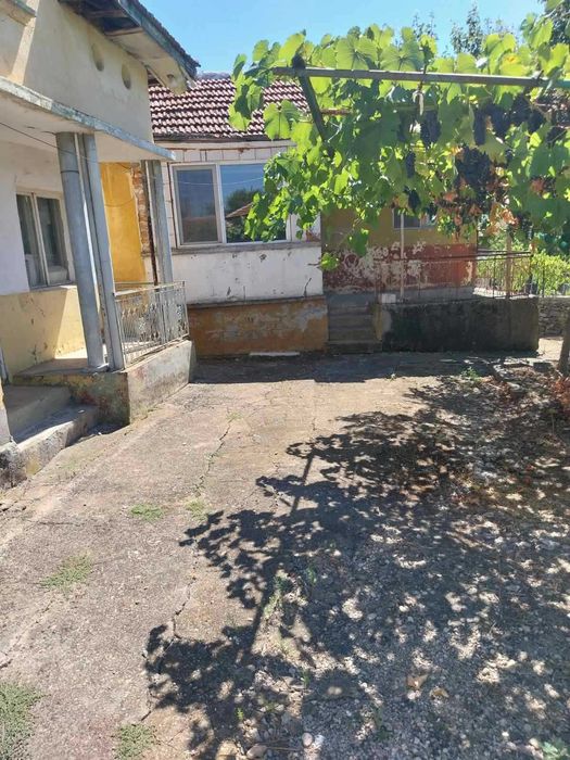 Продавам къща в с.Лиляче