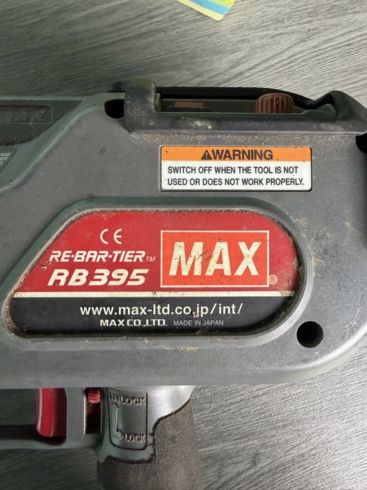 mașină de legat fier beton MAX RB395
