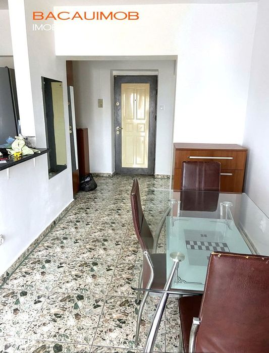 Ap. 3 camere, etaj 1 , McDonalds, 92 mp, Tic-Tac