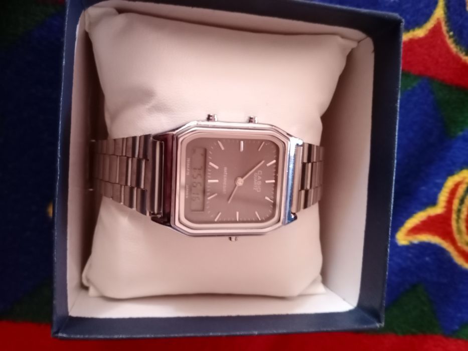 Часы оригиналные