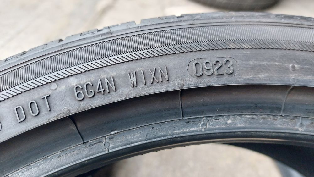 Летни гуми 245 35 19 Barum Bravuris  2 броя