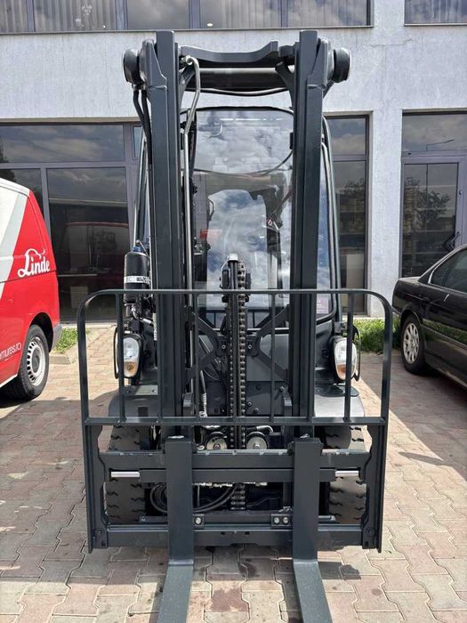 Stivuitor - Motostivuitor Linde H25T-01 New Generation FREELIFT An fabricație: 12/2022