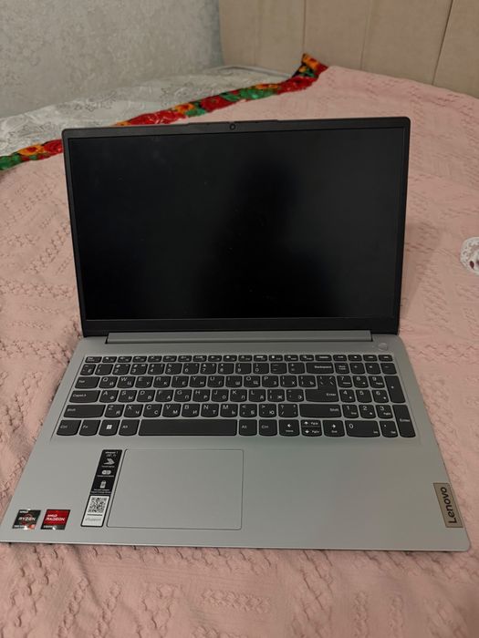 Ноутбук Lenovo AMD