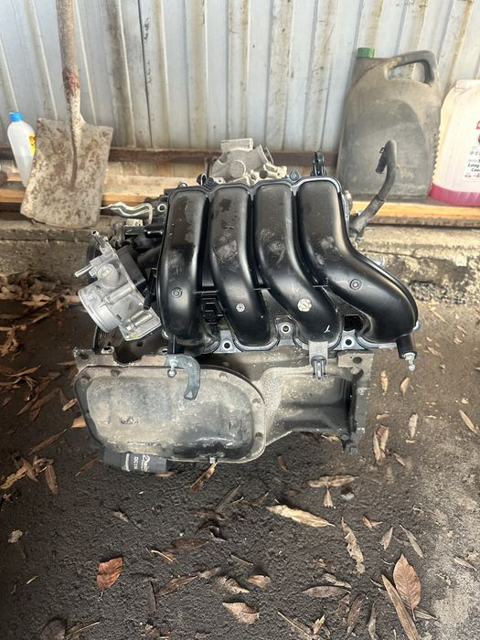 Срочно продам двигатель на Toyota Auris (1ZR-EF).