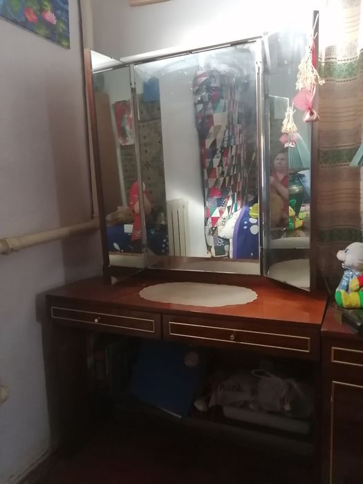 Трюмо в прихожую