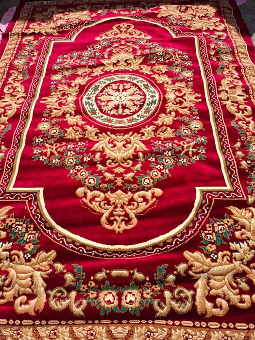 Ковёр  б/у. 2,30×3,30 мт