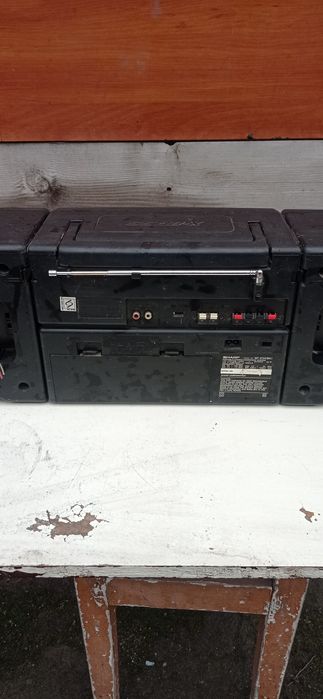 Двухкассетный магнитофон,Шарп