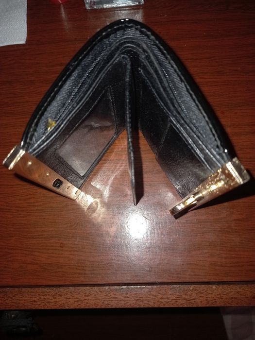 Портмоне женское.