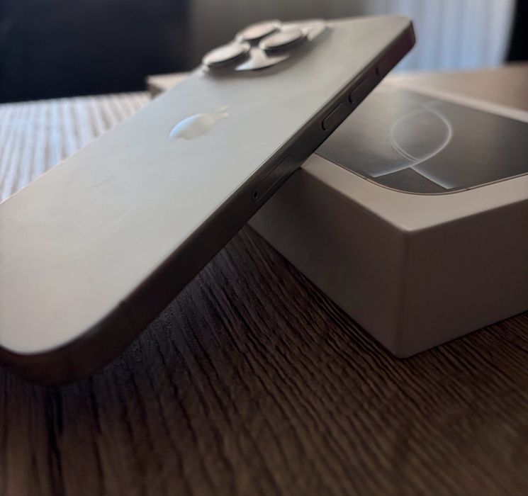 Apple iPhone 16 Pro – 128 GB | White Titanium