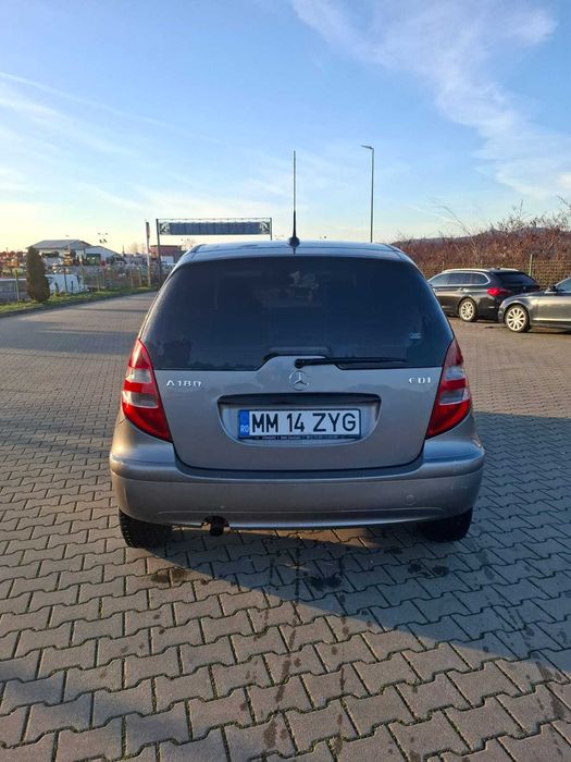 MERCEDES-BENZ A-Class 2004 — imagine 3