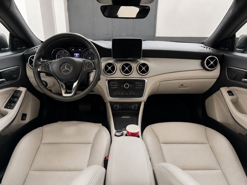 Mercedes CLA 250. 2 trubina