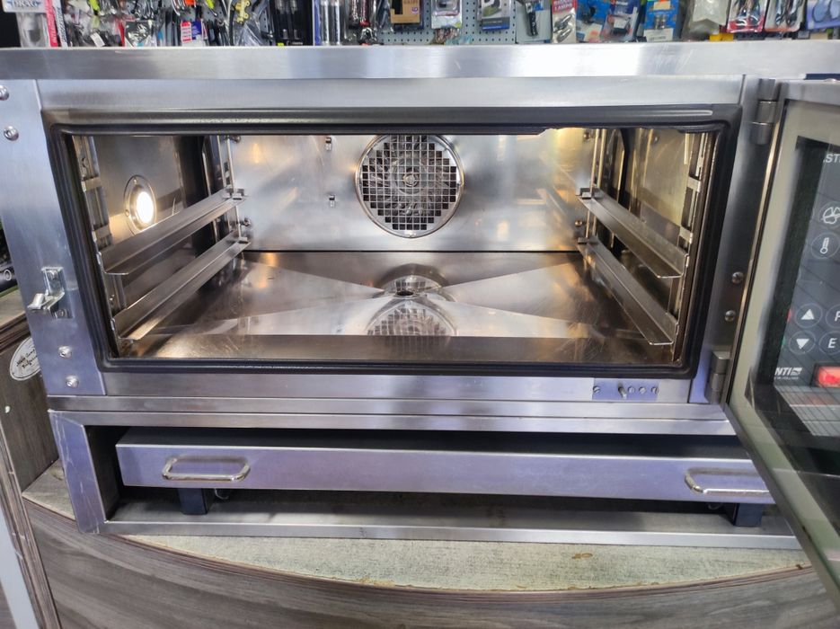 Конвектомат  Leventi Mastermind Bakermat 220V 2016г