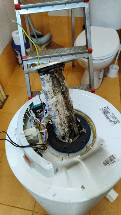 Електро услуги Пловдив Електротехник Ел техник Ел табло ремонт бойлери