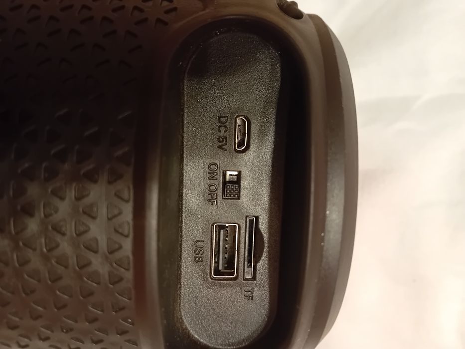 Boxă portabilă Sing-e cu lumini