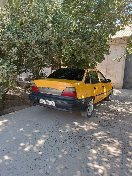 Daewoo Nexia 1 Sotiladi