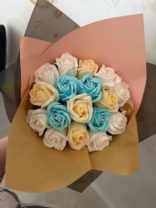 Flori de satin și de săpun