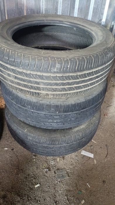 Шины летние 3шт 215/60R17