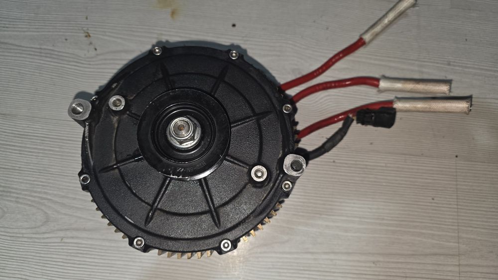 Двигател за surron light bee x