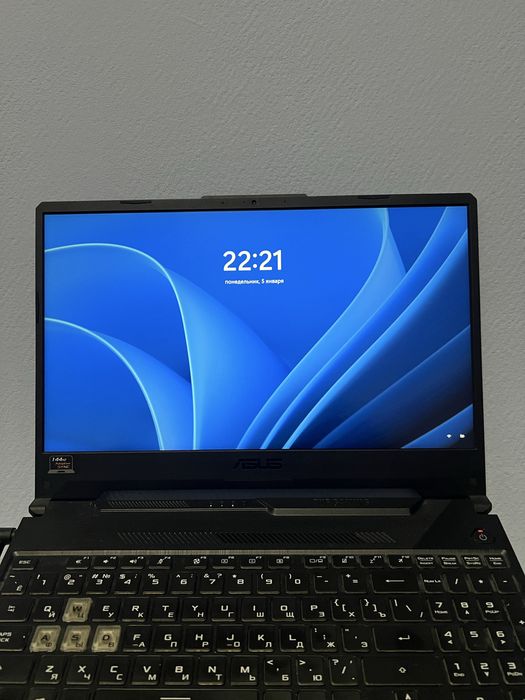 Игровой ноутбук asus