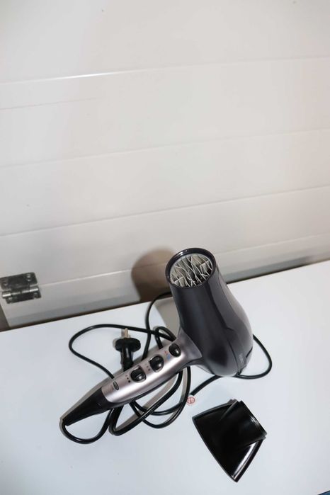 Сешоар Remington D5220 Pro-Air Turbo Ionic 2400W, ЛИПСВА дифузера