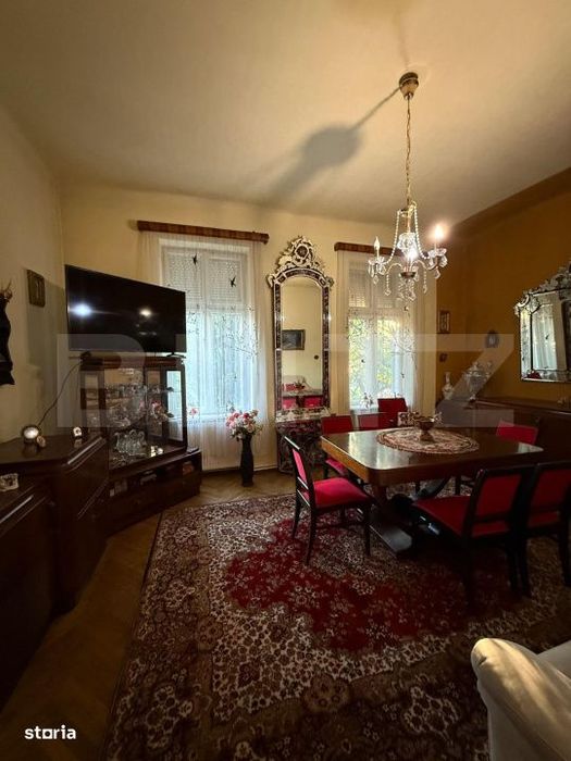 Proprietate 140 mp, 800 mp teren, zona Centru