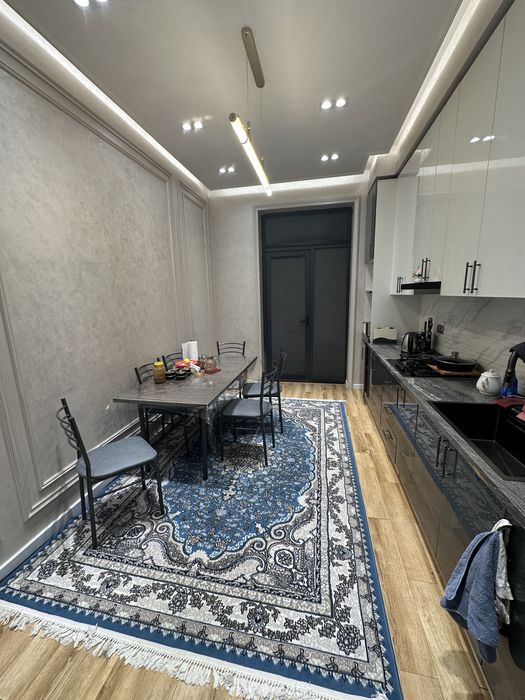 Продаётся коттедж 6 комнат тинчлик с мебелью и техникой заезжай и живи