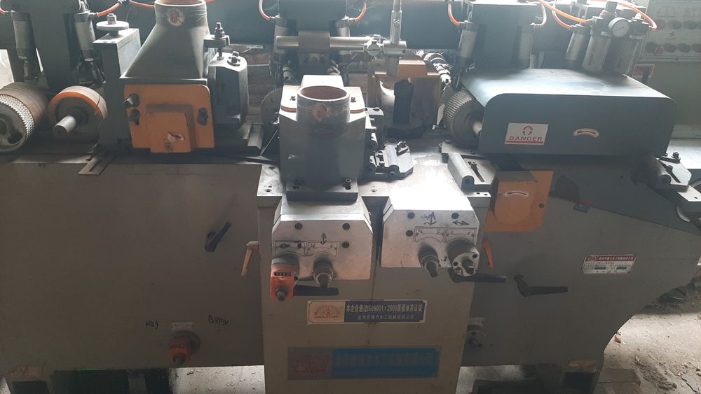 Четырёхсторонный строгальный станок