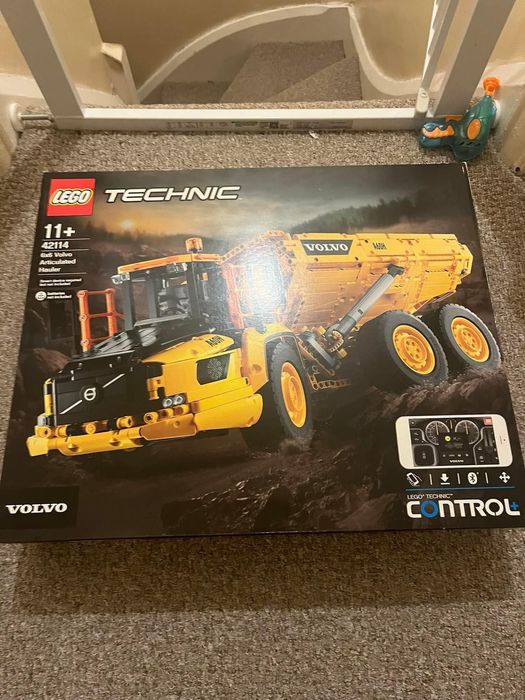 Lego Technic Ferrari Daytona 42143 Lamborghini Sian 42115 Titanic10294