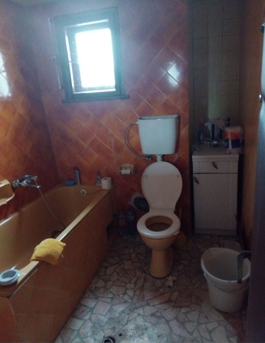 Продава се Къща в с. Тополница, Област Кюстендил - 200 кв.м за 472 €/кв.м - Снимка #10