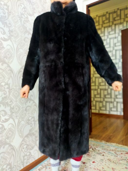 Продам норковую шубу