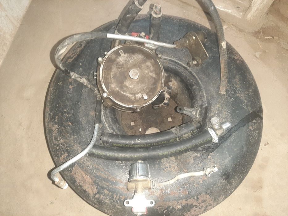 Пропан балон сотилади, тел килинса маьлумот берилади, нархи 1млн сом