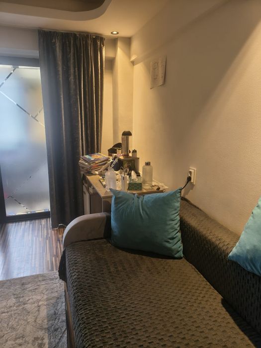 Vind apartament 2 camere confort 1