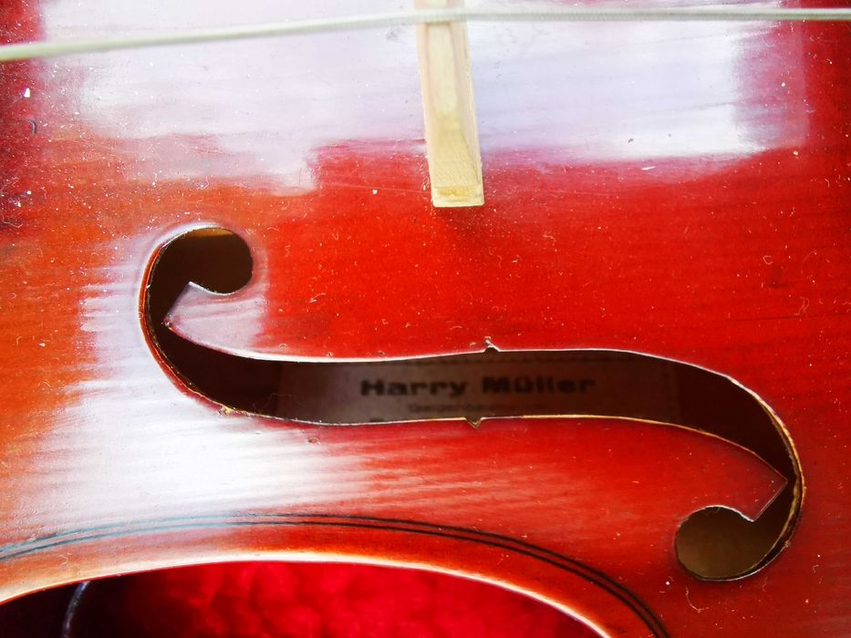 Vioara Germana Heinrich (Harry) Müller  Dark varnish.