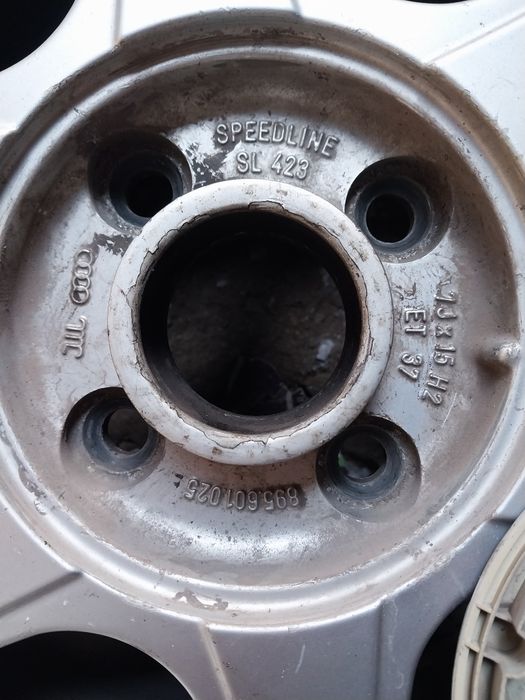 Диски R15 на Audi 80. Разболтовка 4×108.