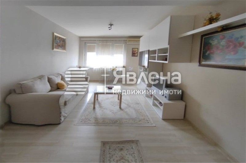 Продава се Четиристаен апартамент в Варна, ВИНС - 147 кв.м за 1939 €/кв.м - Снимка #10
